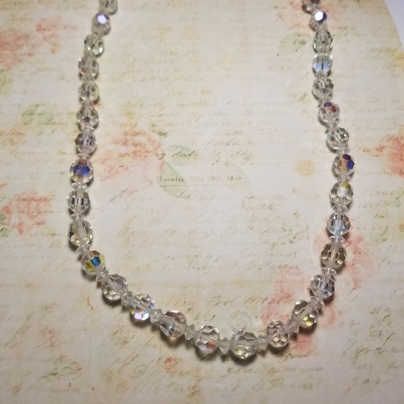 Gorgeous VTG Aurora Borealis Crystal Necklace - Picture 4 of 6
